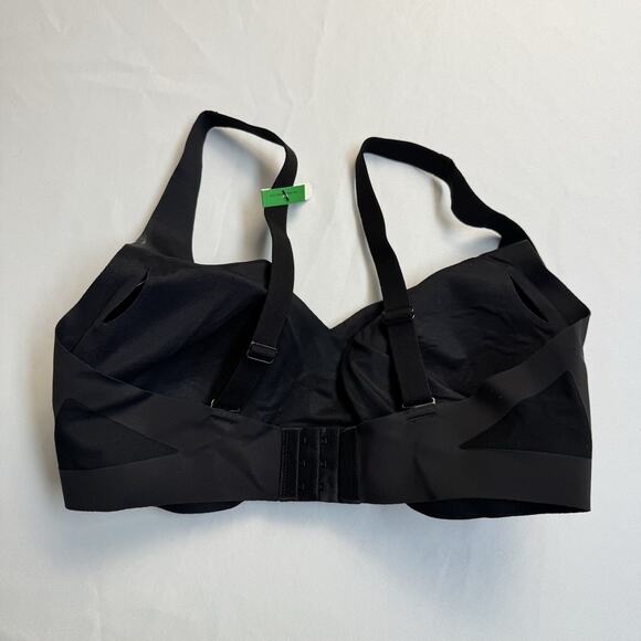 Hanes DHHU42 Ultra-Light Comfort V-Neck Wireless Bra Black Size Large - Picture 2 of 6